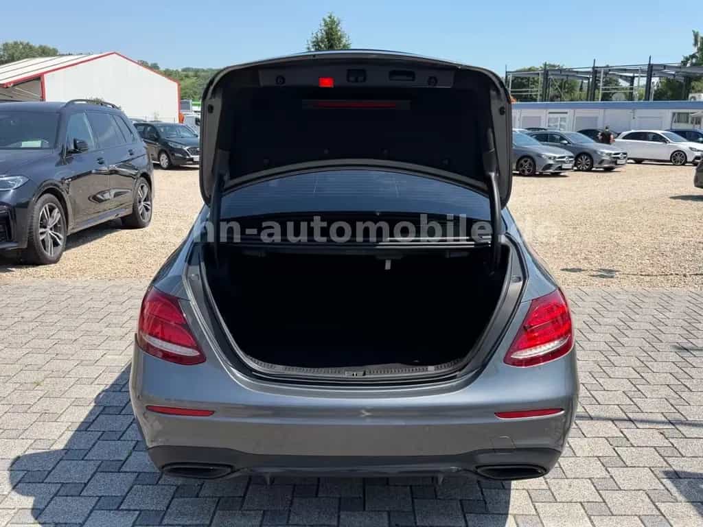 Mercedes-Benz E 450 4Matic AMG-Line/Pano/Wide/360°/Historie MB 11/2018-photo-16