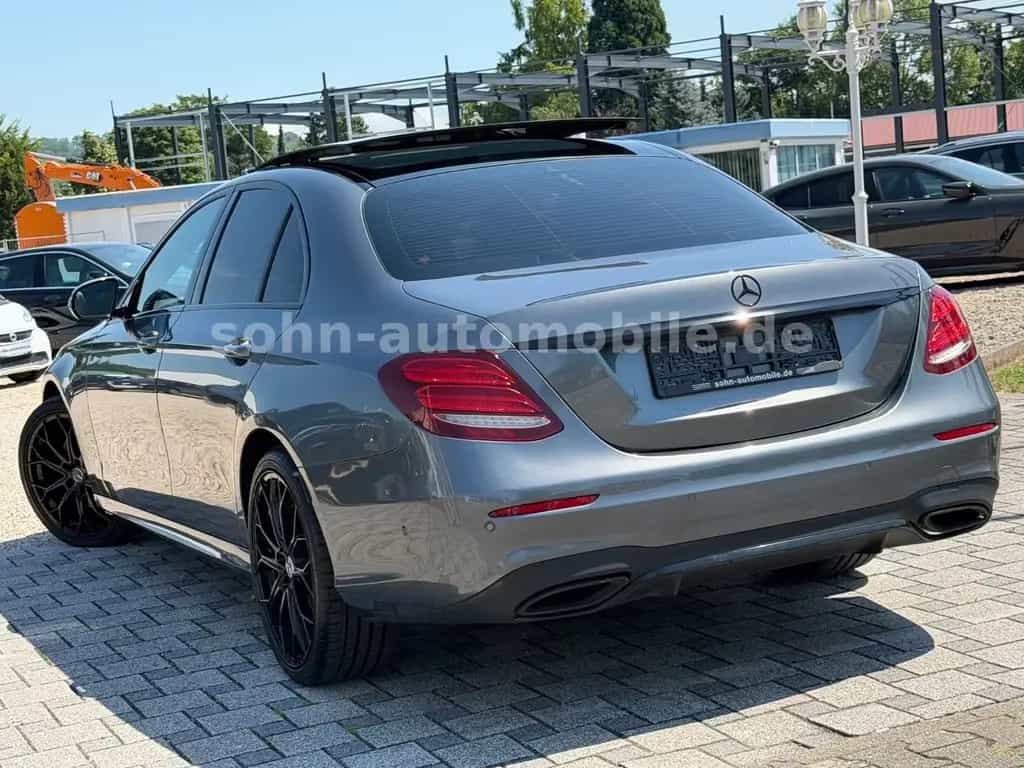 Mercedes-Benz E 450 4Matic AMG-Line/Pano/Wide/360°/Historie MB 11/2018-photo-2