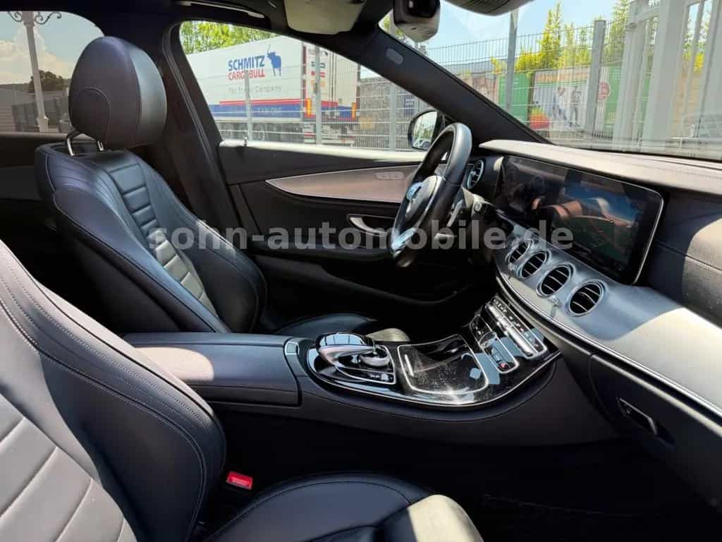 Mercedes-Benz E 450 4Matic AMG-Line/Pano/Wide/360°/Historie MB 11/2018-photo-24