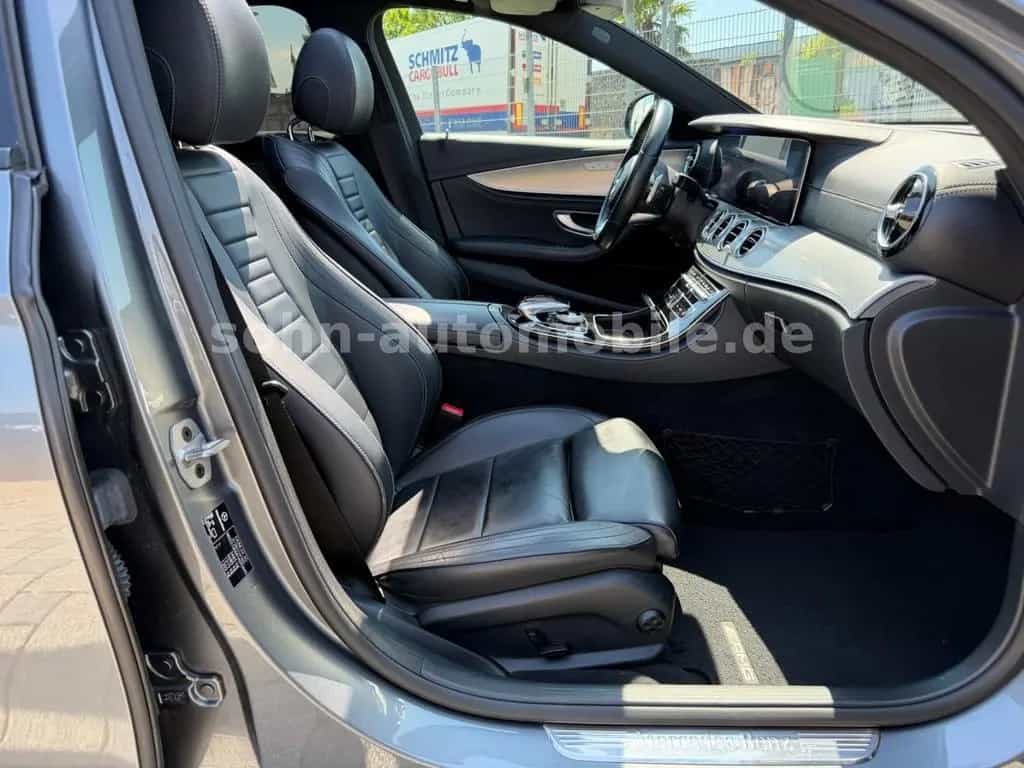 Mercedes-Benz E 450 4Matic AMG-Line/Pano/Wide/360°/Historie MB 11/2018-photo-25