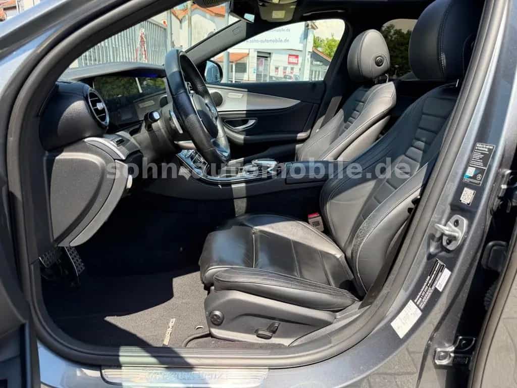Mercedes-Benz E 450 4Matic AMG-Line/Pano/Wide/360°/Historie MB 11/2018-photo-27