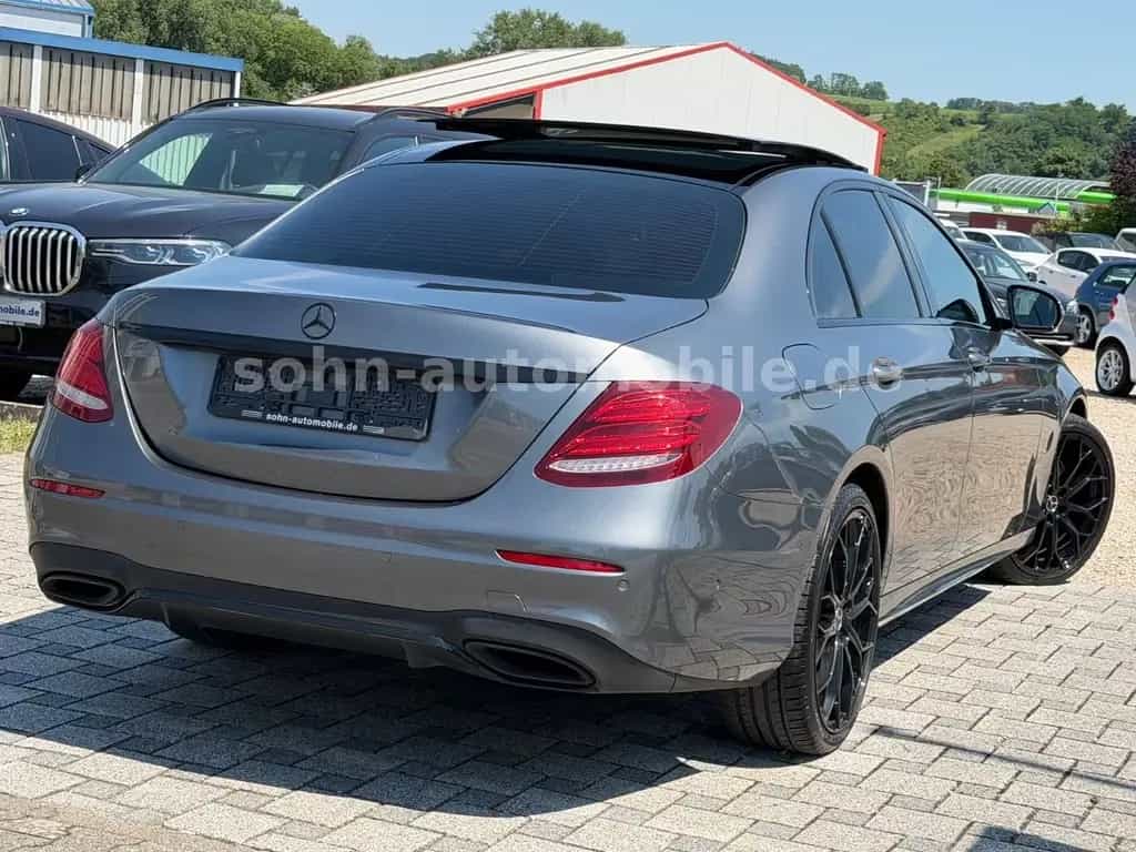 Mercedes-Benz E 450 4Matic AMG-Line/Pano/Wide/360°/Historie MB 11/2018-photo-3