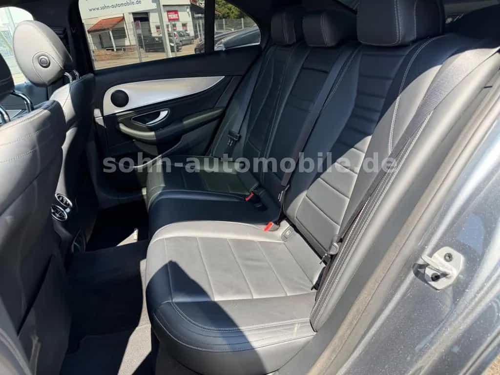 Mercedes-Benz E 450 4Matic AMG-Line/Pano/Wide/360°/Historie MB 11/2018-photo-31