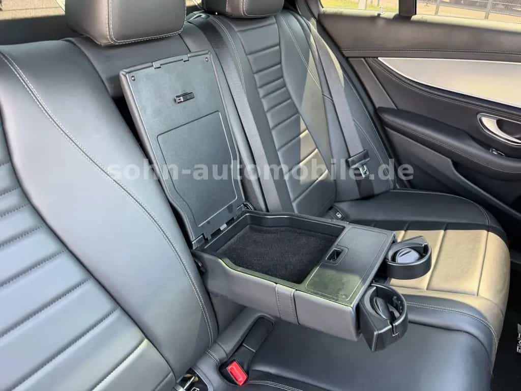 Mercedes-Benz E 450 4Matic AMG-Line/Pano/Wide/360°/Historie MB 11/2018-photo-36