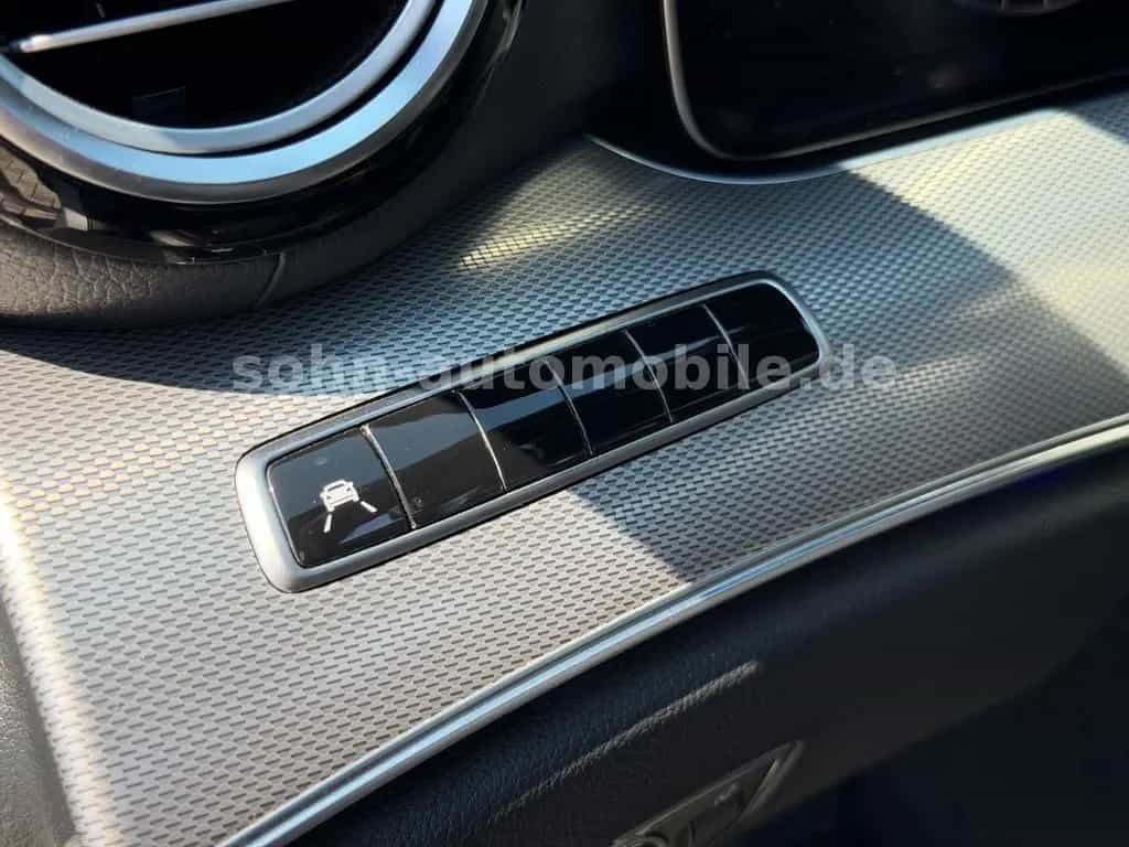 Mercedes-Benz E 450 4Matic AMG-Line/Pano/Wide/360°/Historie MB 11/2018-photo-40