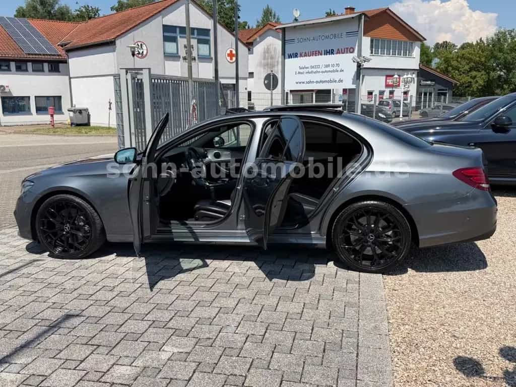 Mercedes-Benz E 450 4Matic AMG-Line/Pano/Wide/360°/Historie MB 11/2018-photo-8