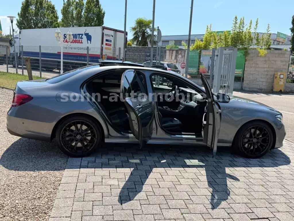 Mercedes-Benz E 450 4Matic AMG-Line/Pano/Wide/360°/Historie MB 11/2018-photo-9