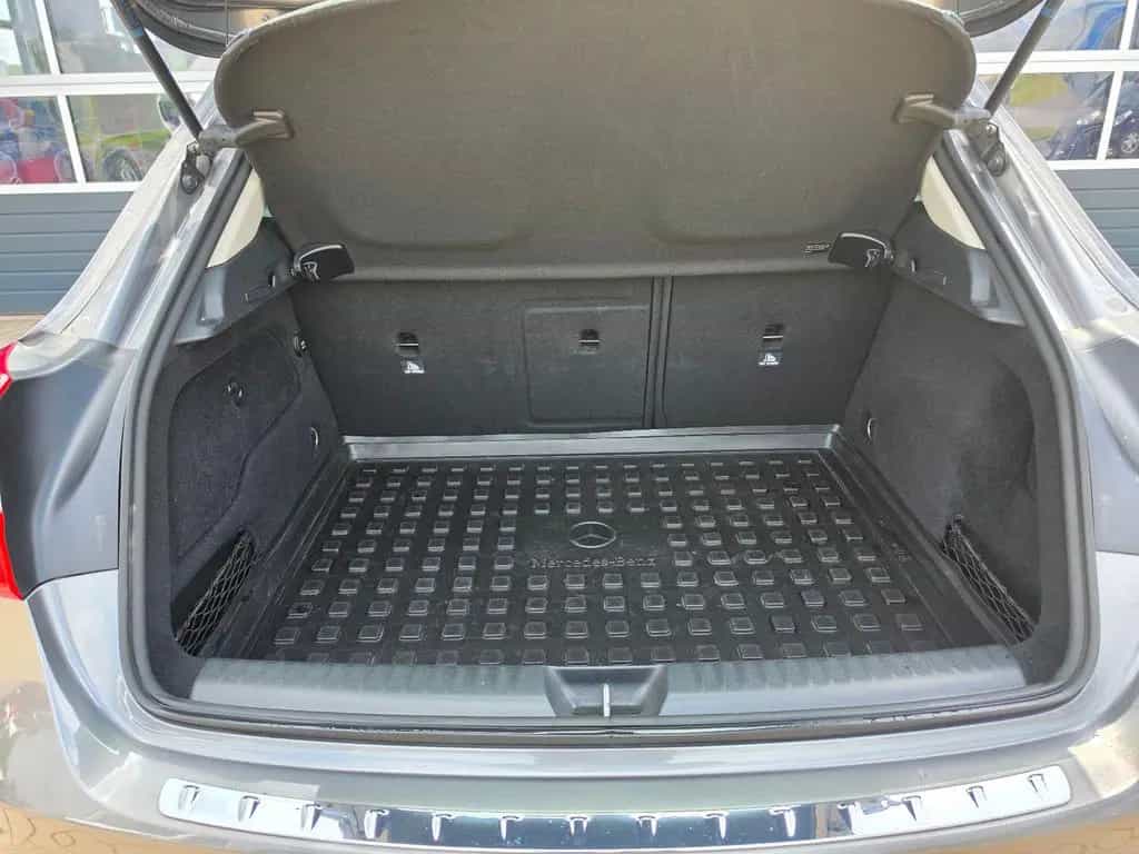 Mercedes-Benz GLA 200 Urban TÜV Neu/Bi-Xenon/Navi/Allwetterr. 10/2015-photo-39