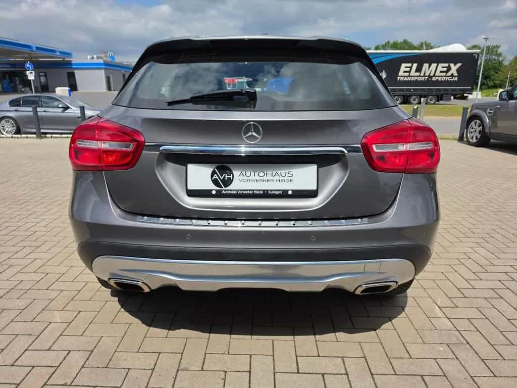 Mercedes-Benz GLA 200 Urban TÜV Neu/Bi-Xenon/Navi/Allwetterr. 10/2015-photo-9