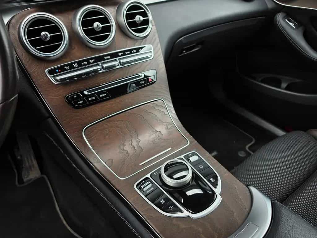 Mercedes-Benz GLC 250 4Matic TÜV Neu/Scheckh./LED/360°/Navi 07/2018-photo-20