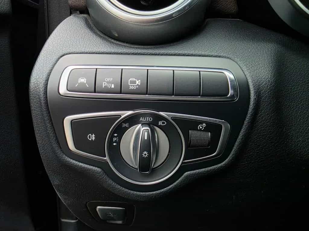 Mercedes-Benz GLC 250 4Matic TÜV Neu/Scheckh./LED/360°/Navi 07/2018-photo-28