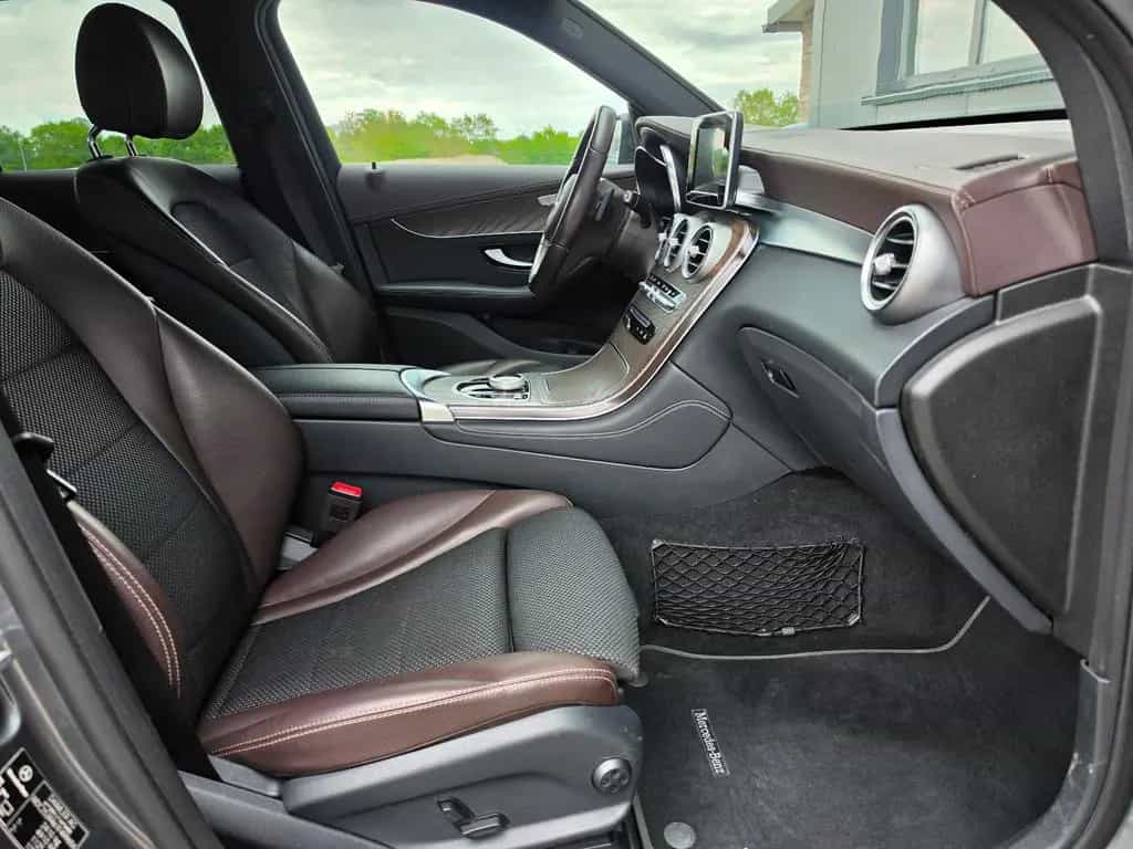 Mercedes-Benz GLC 250 4Matic TÜV Neu/Scheckh./LED/360°/Navi 07/2018-photo-34