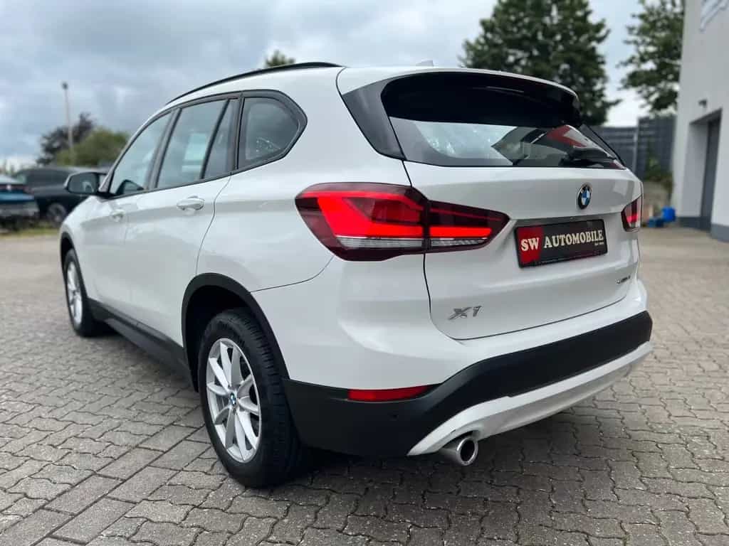 BMW X1 sDrive 18i +Advantage+LED+BUSINESS+SHZ+PDC+ 04/2022-photo-4