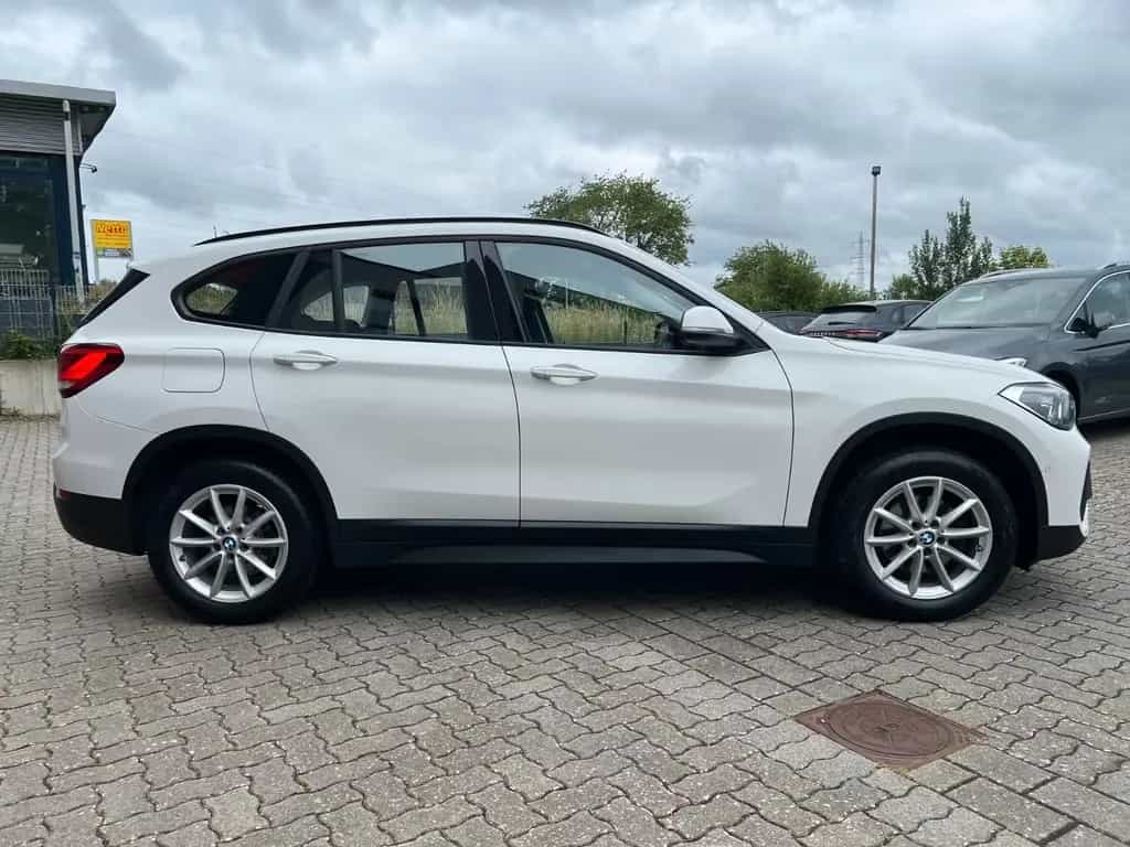 BMW X1 sDrive 18i +Advantage+LED+BUSINESS+SHZ+PDC+ 04/2022-photo-7