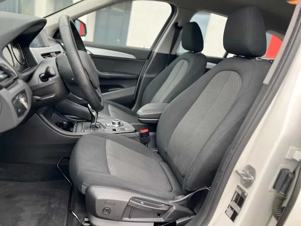 BMW X1 sDrive 18i +Advantage+LED+BUSINESS+SHZ+PDC+ 04/2022-photo-9