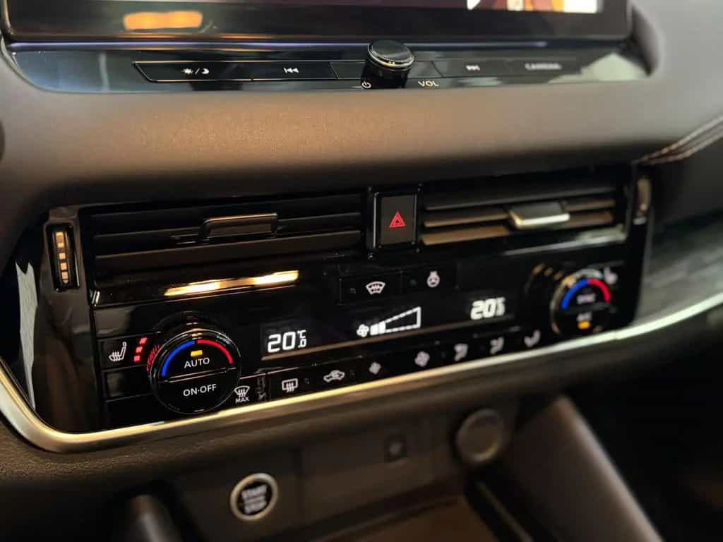 Nissan Qashqai Tekna NAVI LED SHZ 360° ACC HUD 19" 03/2024-photo-16