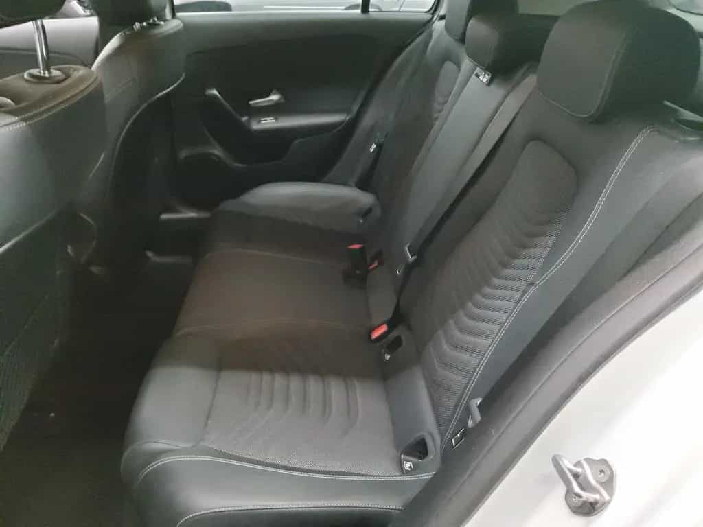Mercedes-Benz A 180 d Navi LED Shz T-Leder AHK MBUX 07/2022-photo-12