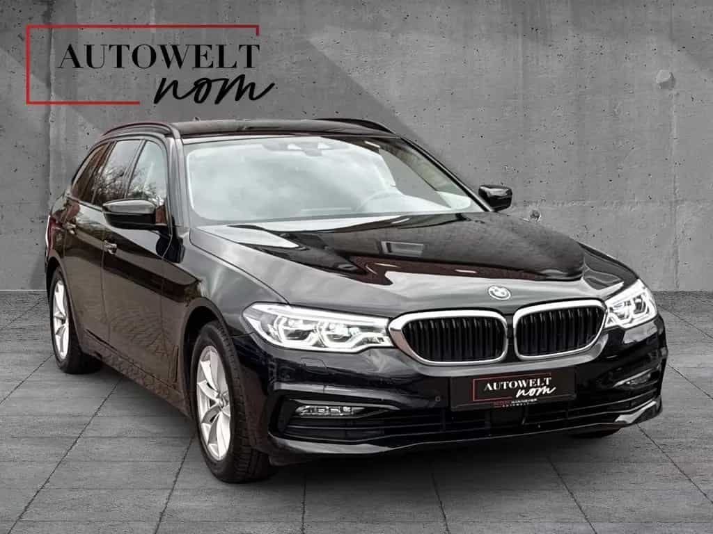 BMW 520 d xDrive Sport Line STHZ/SITZBELÜF./MASSAGE/R 10/2017-photo-6