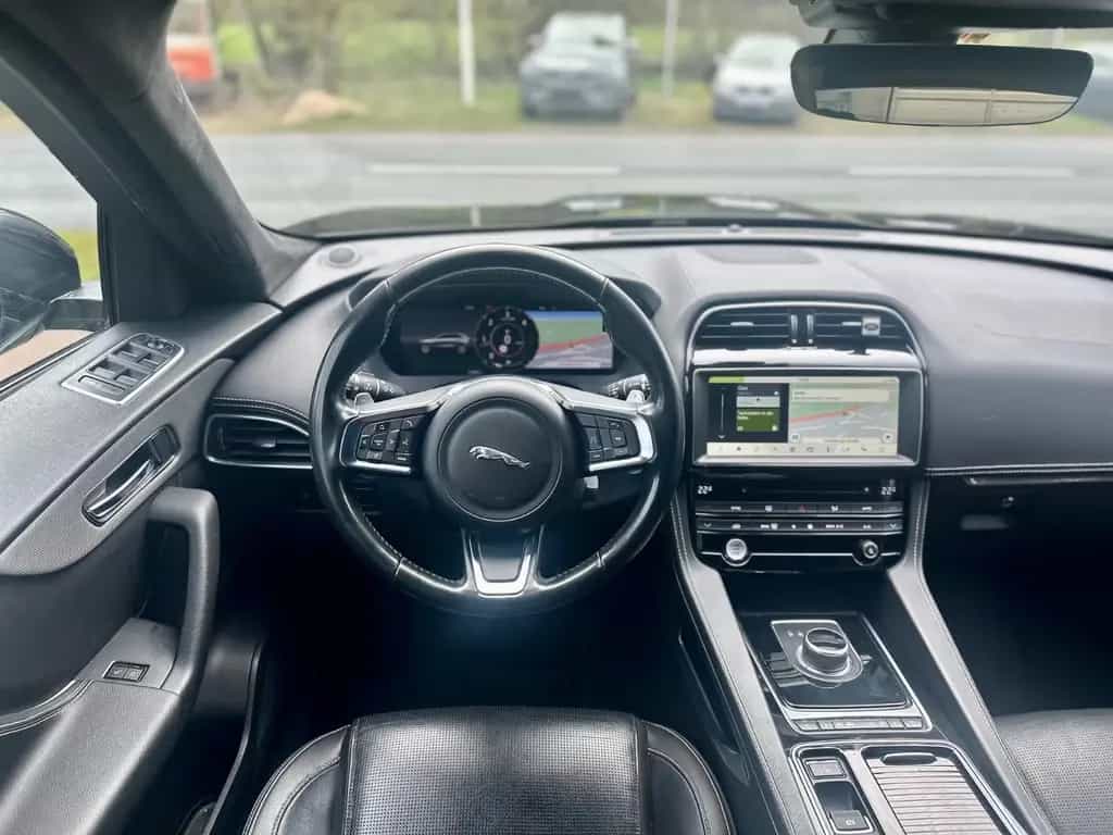 Jaguar F-Pace Chequered Flag*AWD*CAM*Digital*LED*DAB+ 12/2020-photo-7