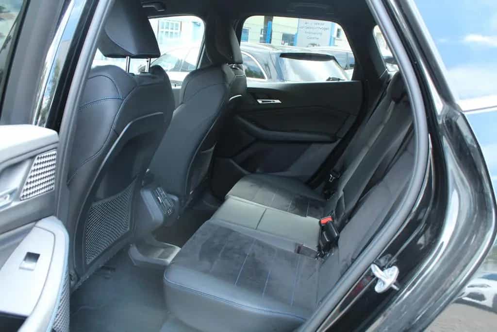 BMW 218 Active Tourer 218i Active Tourer M Sport* LED * Kamera* Navi 10/2023-photo-28