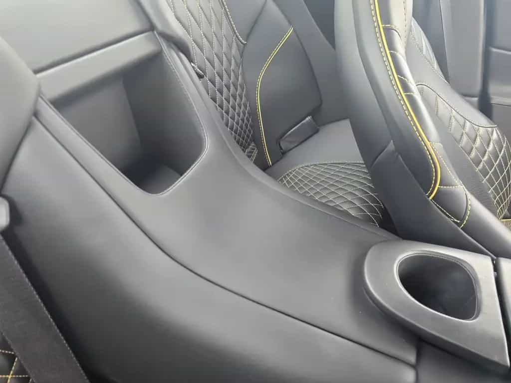 Aston Martin Vanquish S Facelift top Zustand Scheckheft lücke 08/2017-photo-27