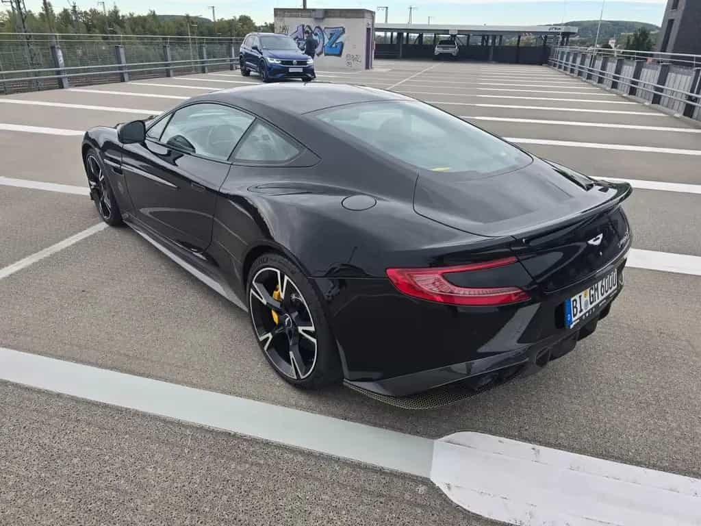 Aston Martin Vanquish S Facelift top Zustand Scheckheft lücke 08/2017-photo-6