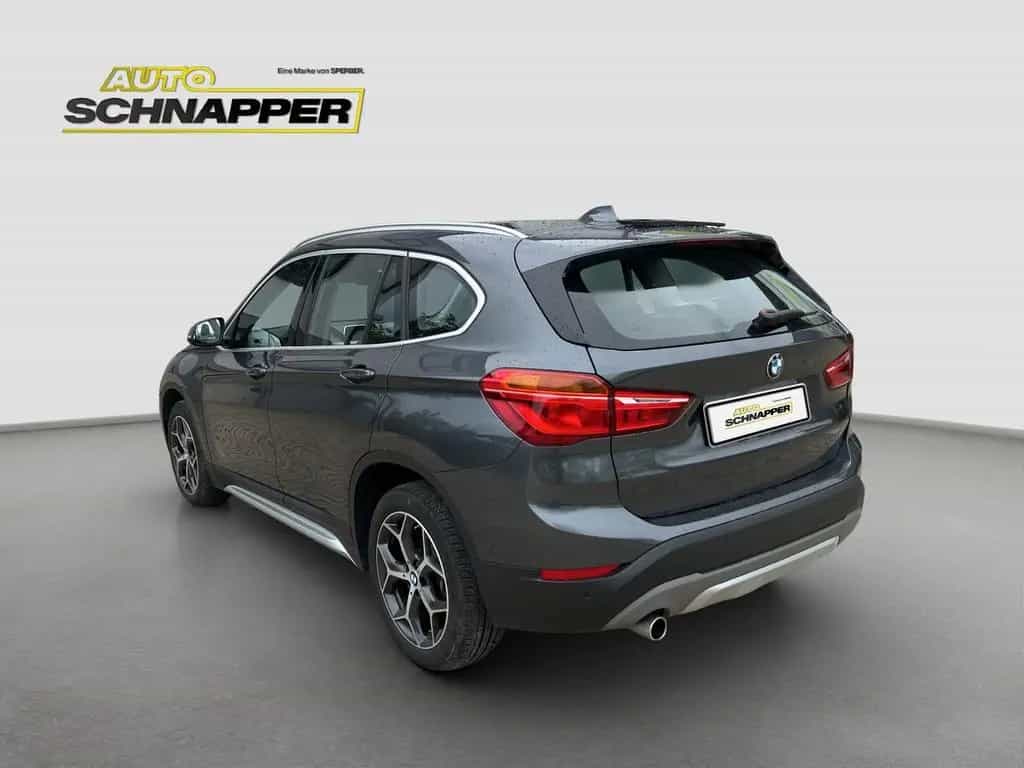 BMW X1 sDrive18i xLine, LED, SHZ, NAVI, Tempomat, uv 06/2018-photo-3