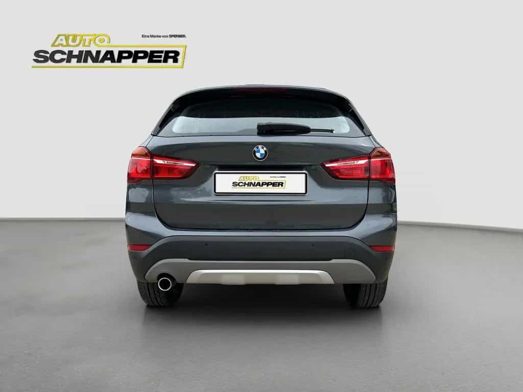 BMW X1 sDrive18i xLine, LED, SHZ, NAVI, Tempomat, uv 06/2018-photo-4