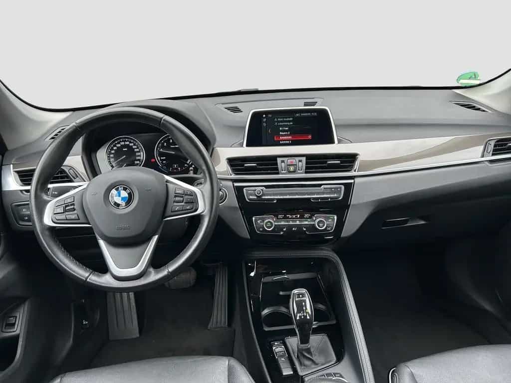 BMW X1 sDrive18i xLine, LED, SHZ, NAVI, Tempomat, uv 06/2018-photo-6