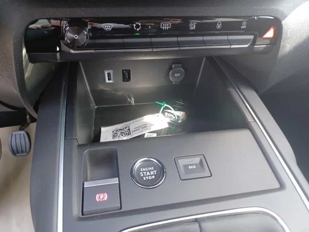 Citroën C5 Aircross 1.2 Plus 01/2024-photo-17