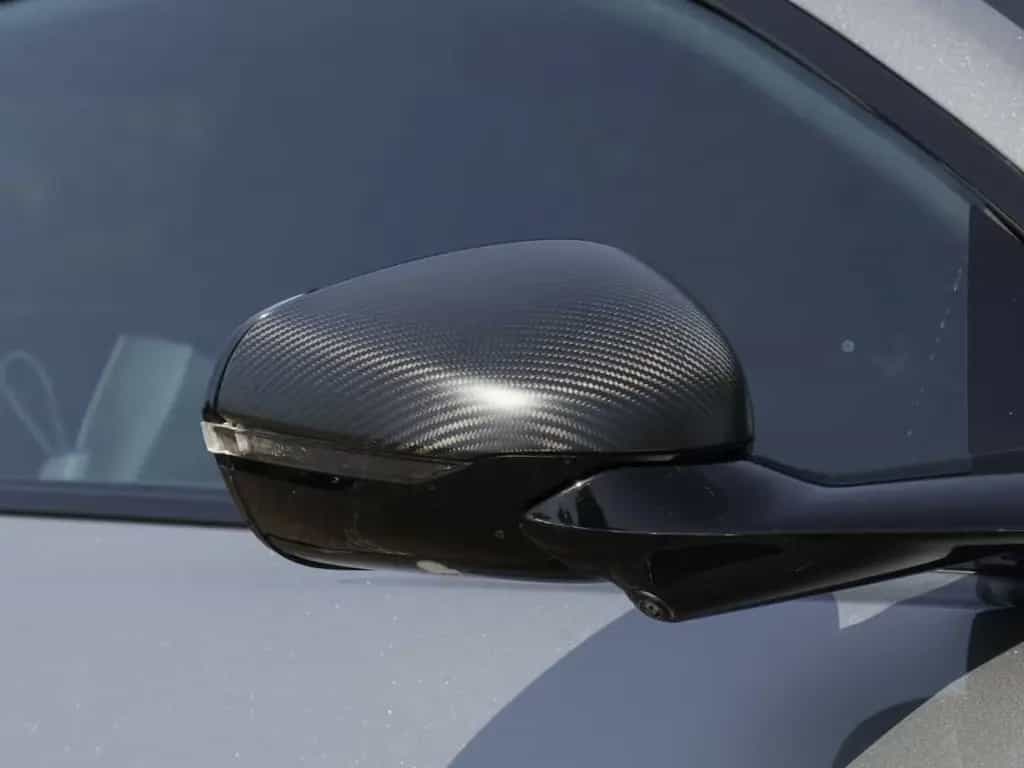 Aston Martin Vanquish Coupe 01/2025-photo-12