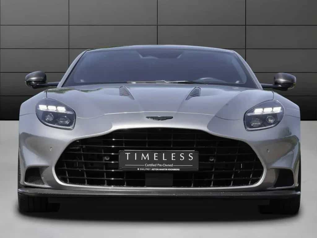 Aston Martin Vanquish Coupe 01/2025-photo-2
