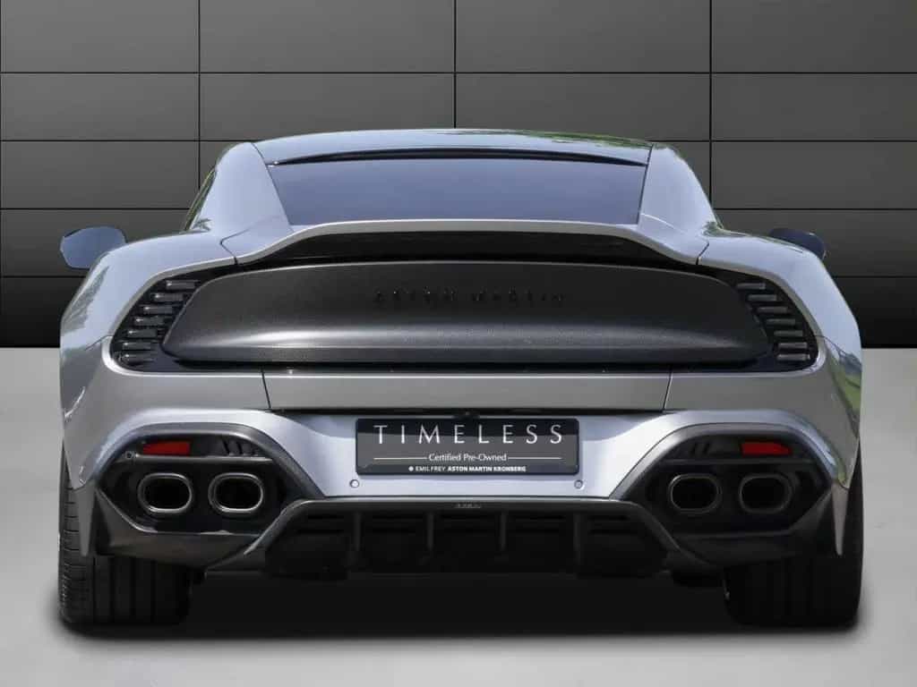 Aston Martin Vanquish Coupe 01/2025-photo-3