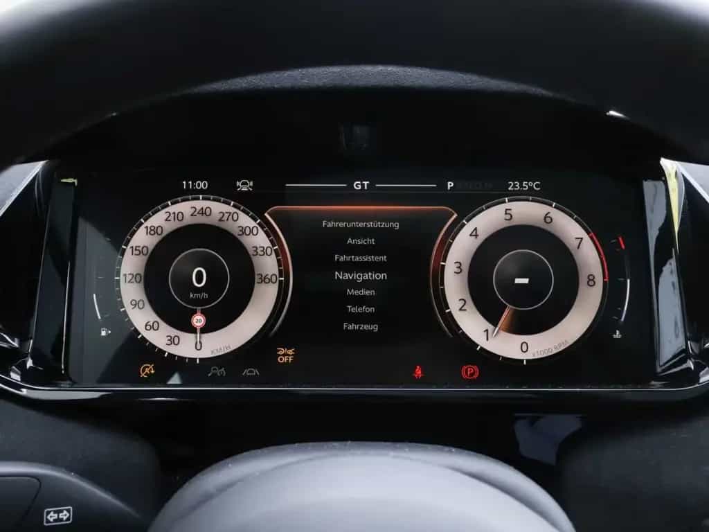 Aston Martin Vanquish Coupe 01/2025-photo-30