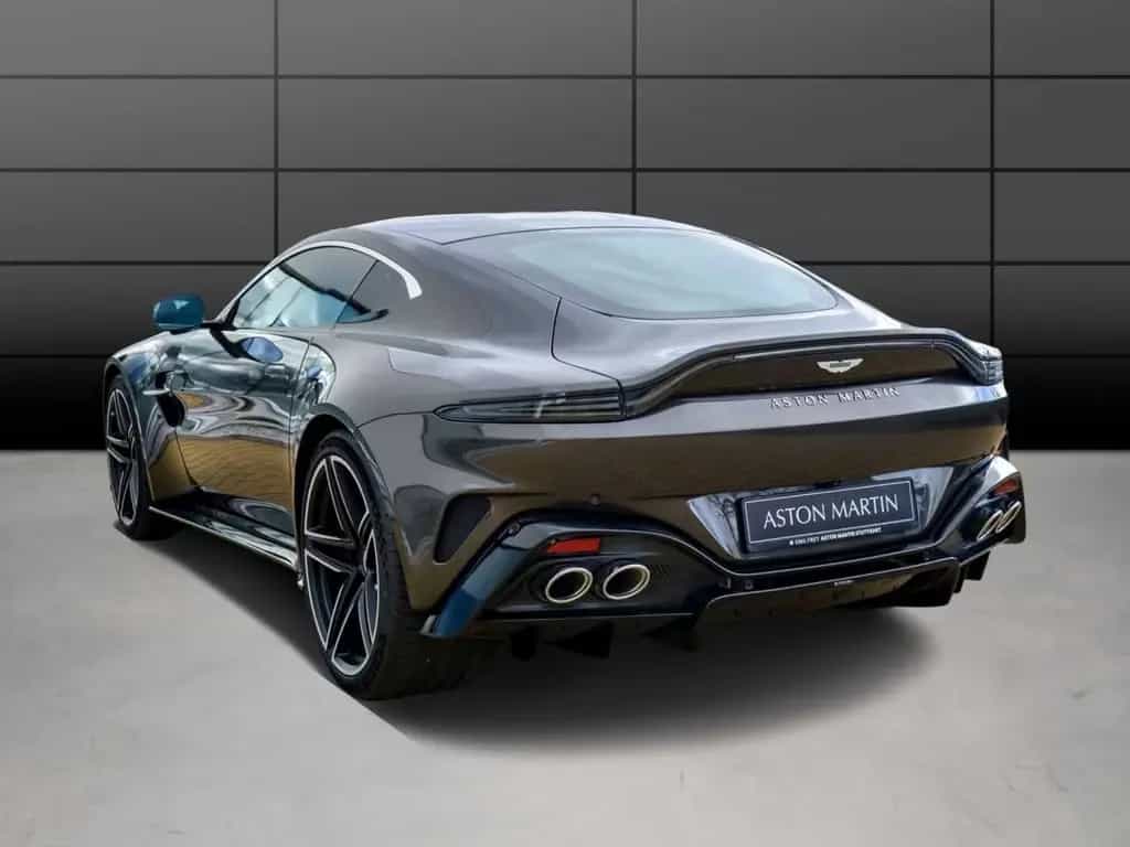 Aston Martin V8 Vantage Coupe 01/2026-photo-1