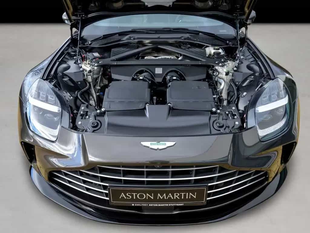 Aston Martin V8 Vantage Coupe 01/2026-photo-3