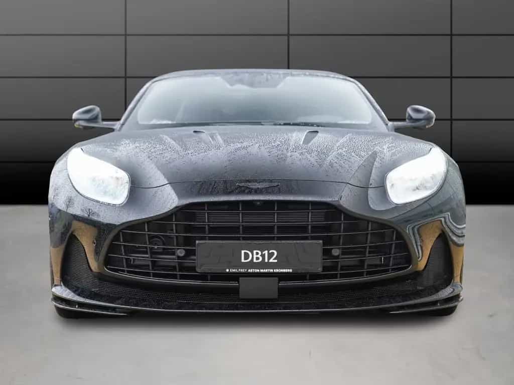Aston Martin DB12 Volante 06/2026-photo-2