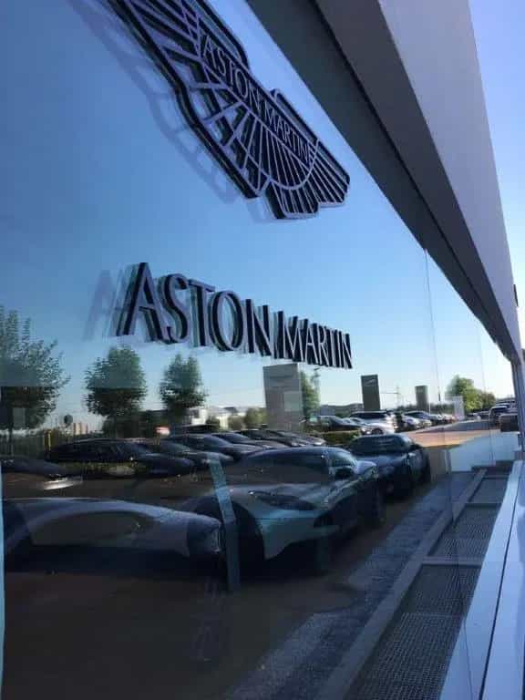 Aston Martin DB12 Volante 06/2026-photo-32