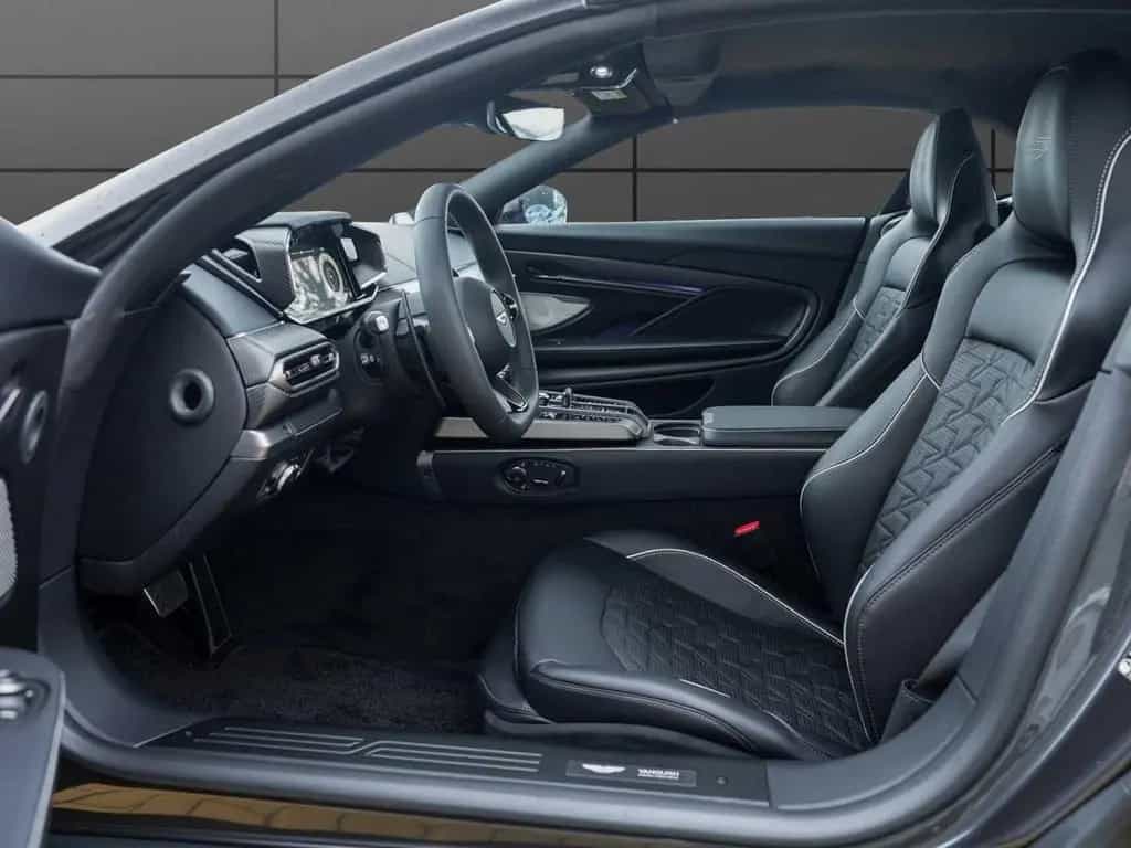 Aston Martin Vanquish Volante UVP 507.400€ 01/2026-photo-13