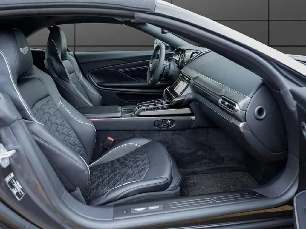 Aston Martin Vanquish Volante UVP 507.400€ 01/2026-photo-14