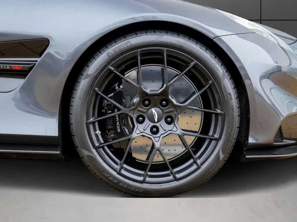 Aston Martin Vanquish Volante UVP 507.400€ 01/2026-photo-8