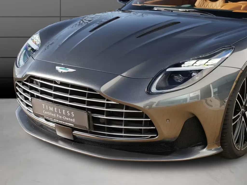 Aston Martin DB12 Volante 09/2024-photo-8