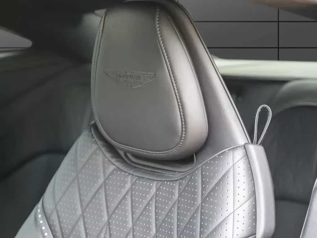 Aston Martin DB12 Coupe 09/2023-photo-14