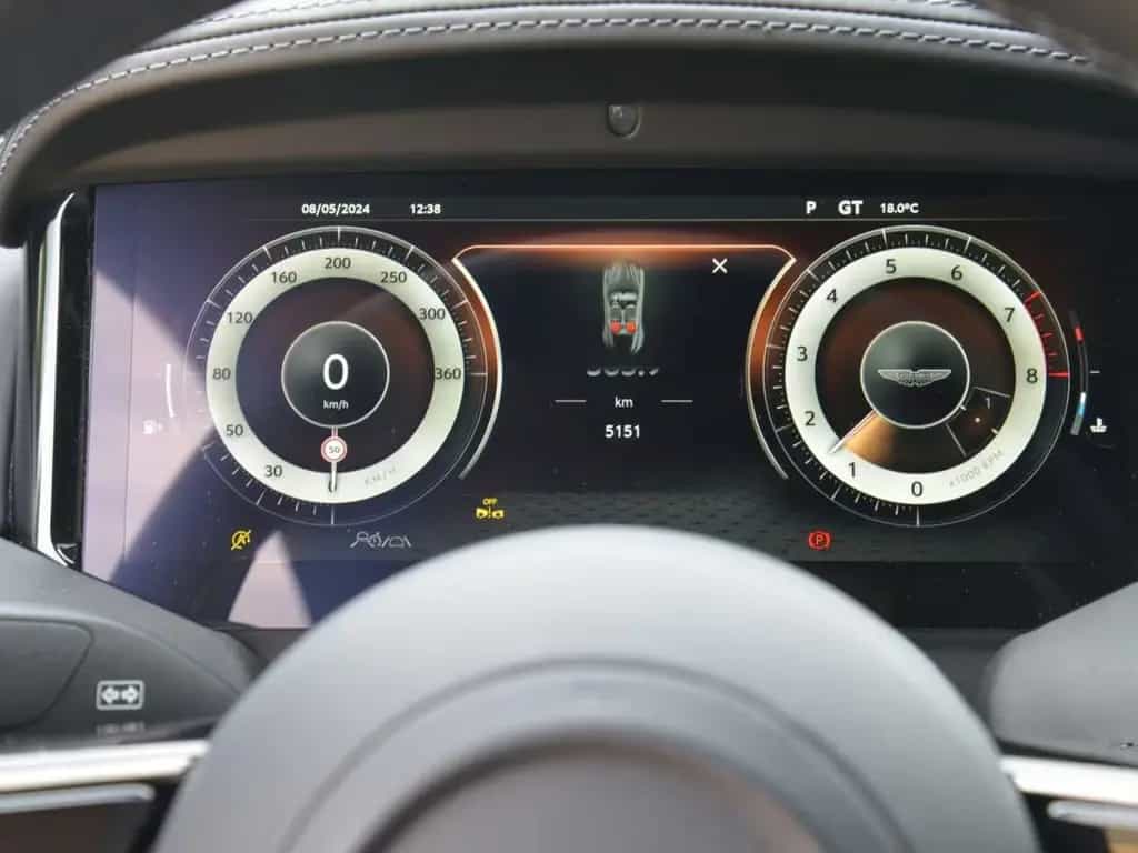 Aston Martin DB12 Coupe 09/2023-photo-16