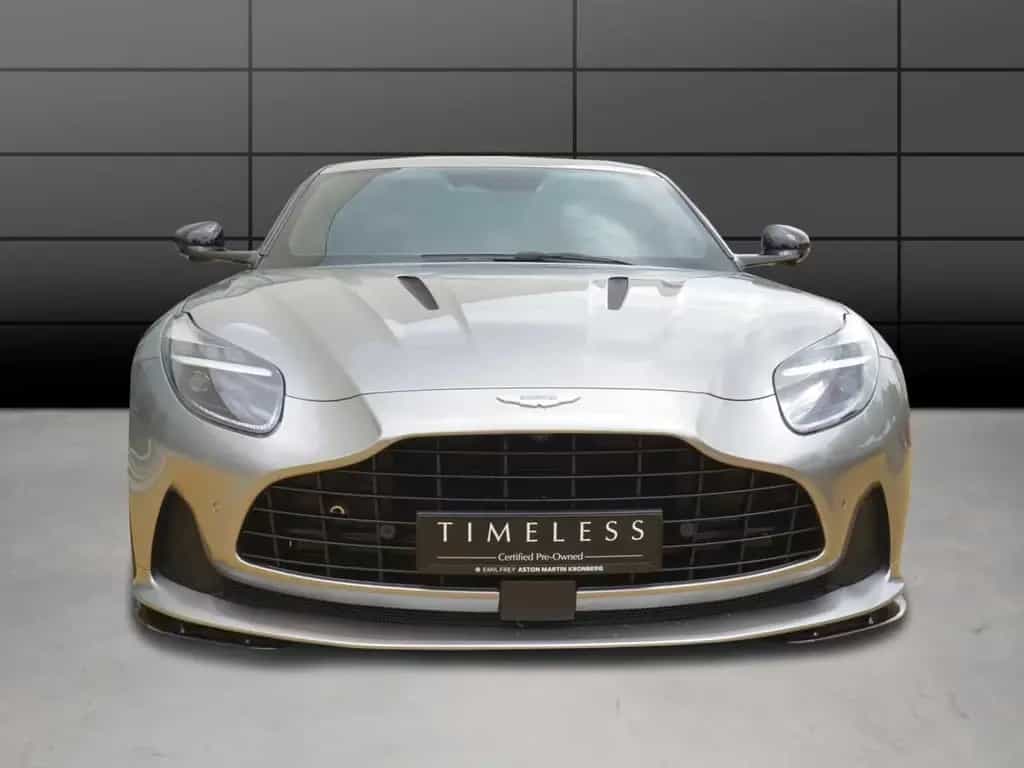 Aston Martin DB12 Coupe 09/2023-photo-2