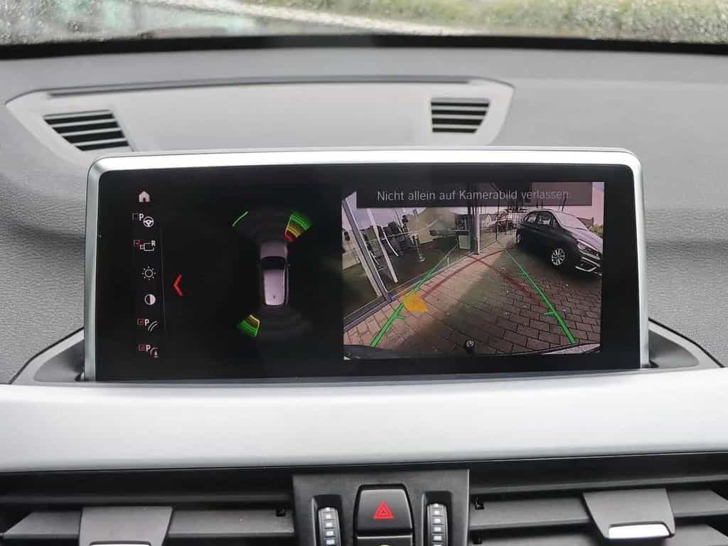 BMW X1 sDrive18i 03/2021-photo-13
