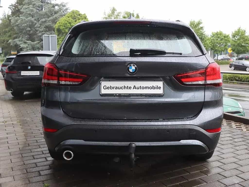 BMW X1 sDrive18i 03/2021-photo-6