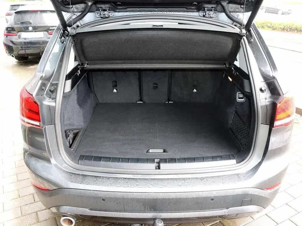 BMW X1 sDrive18i 03/2021-photo-8