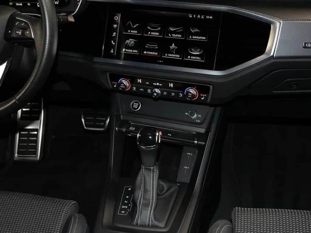 Audi Q3 Sportback 35 TFSI S line AHK ACC LED Keyless 11/2022-photo-17