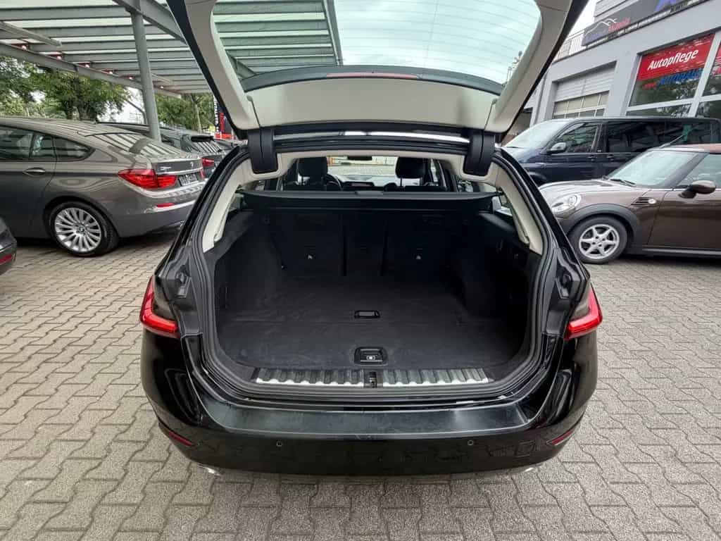BMW 320 d Touring Advantage|LEDER|NAVI|LED|AHK|1.HAND 03/2020-photo-13